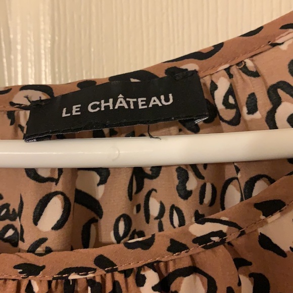 Le Chateau brown animal print blouse - Picture 2 of 3